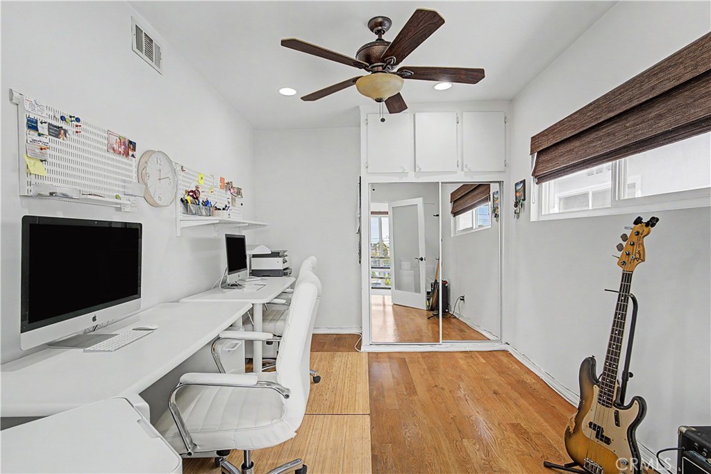1725 Axenty Property Photo 22