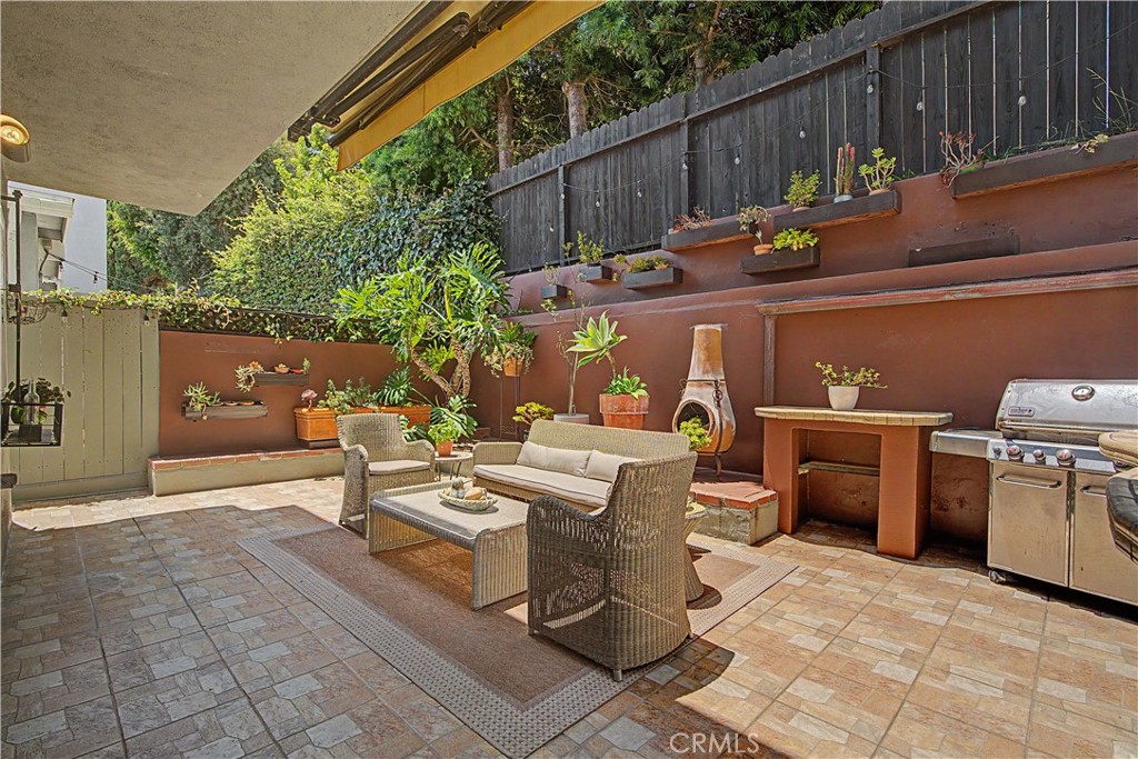 1725 Axenty Property Photo 27