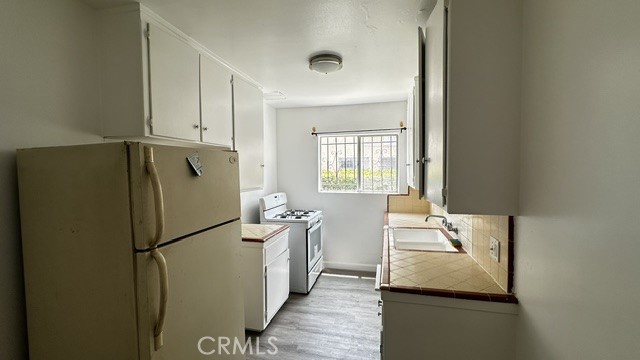 6821 11th Avenue 2 Property Photo 9