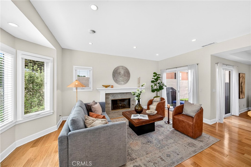 18438 Amie Avenue Property Photo 4