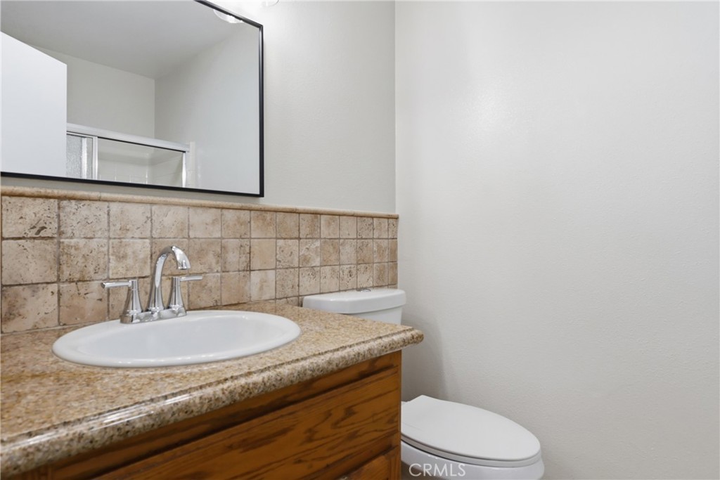 662 W 31st Property Photo 20
