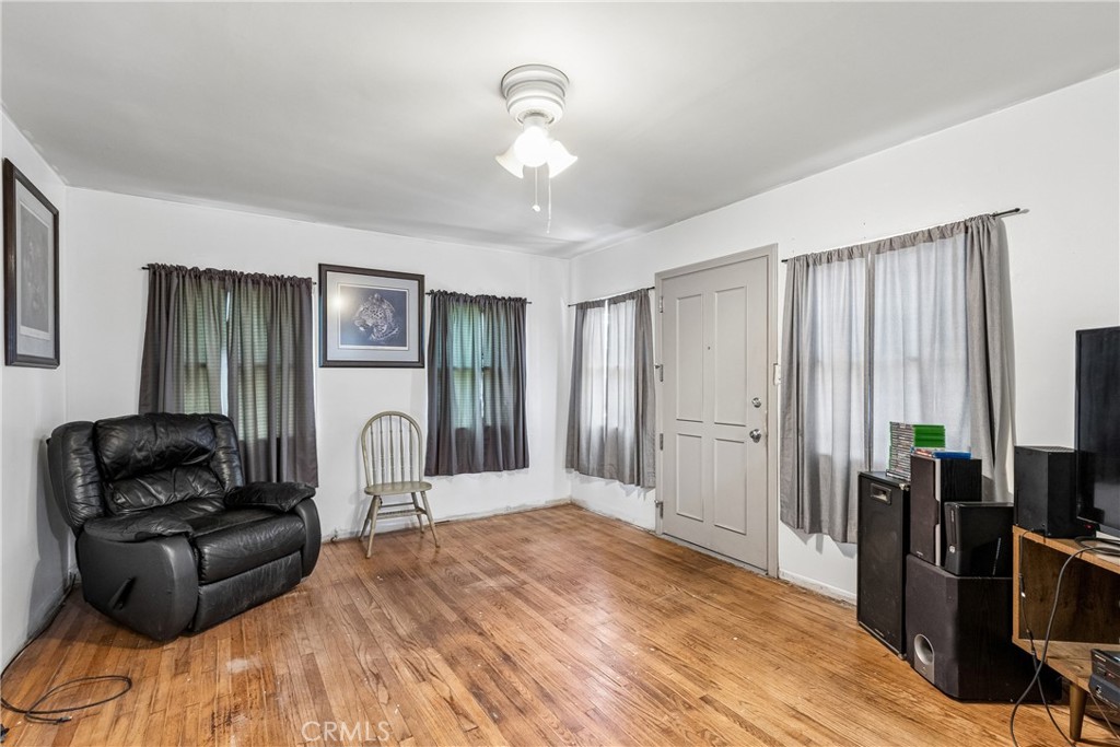 626 S Inglewood Avenue Property Photo 23