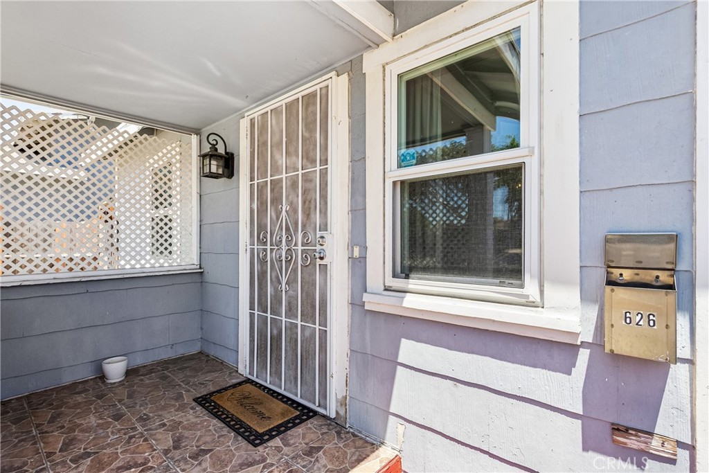 626 S Inglewood Avenue Property Photo 30