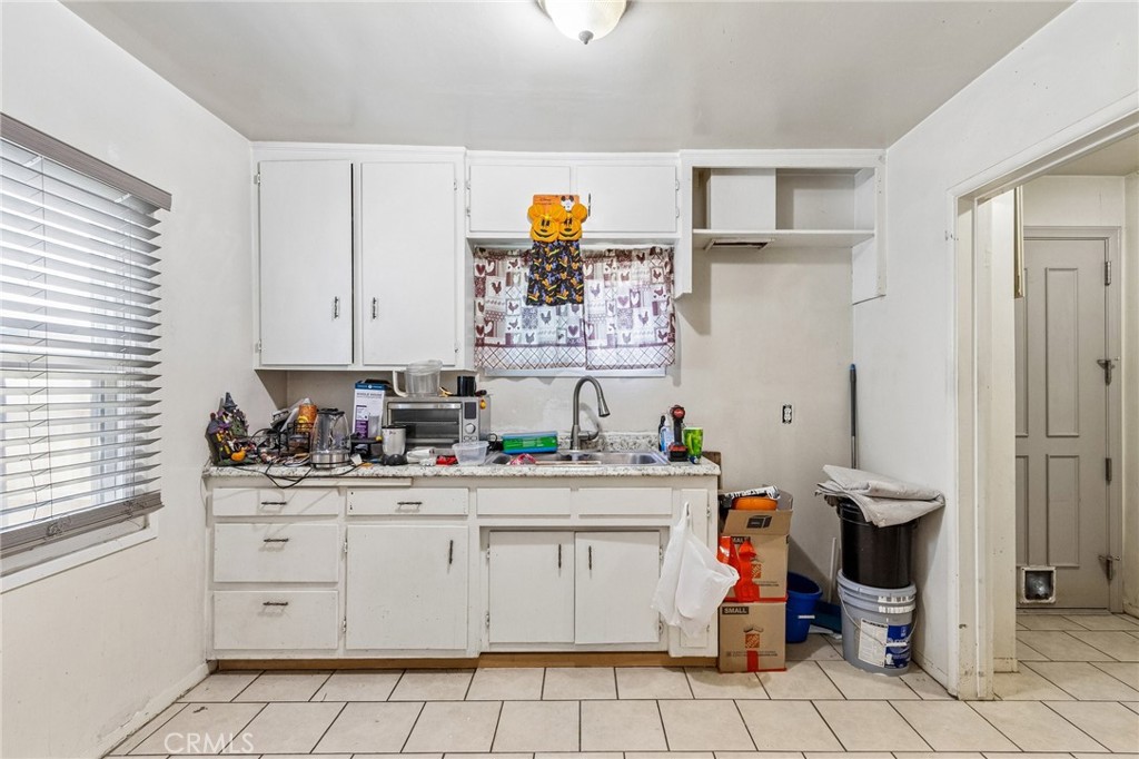 626 S Inglewood Property Photo 11