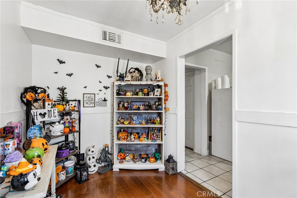 626 S Inglewood Property Photo 16