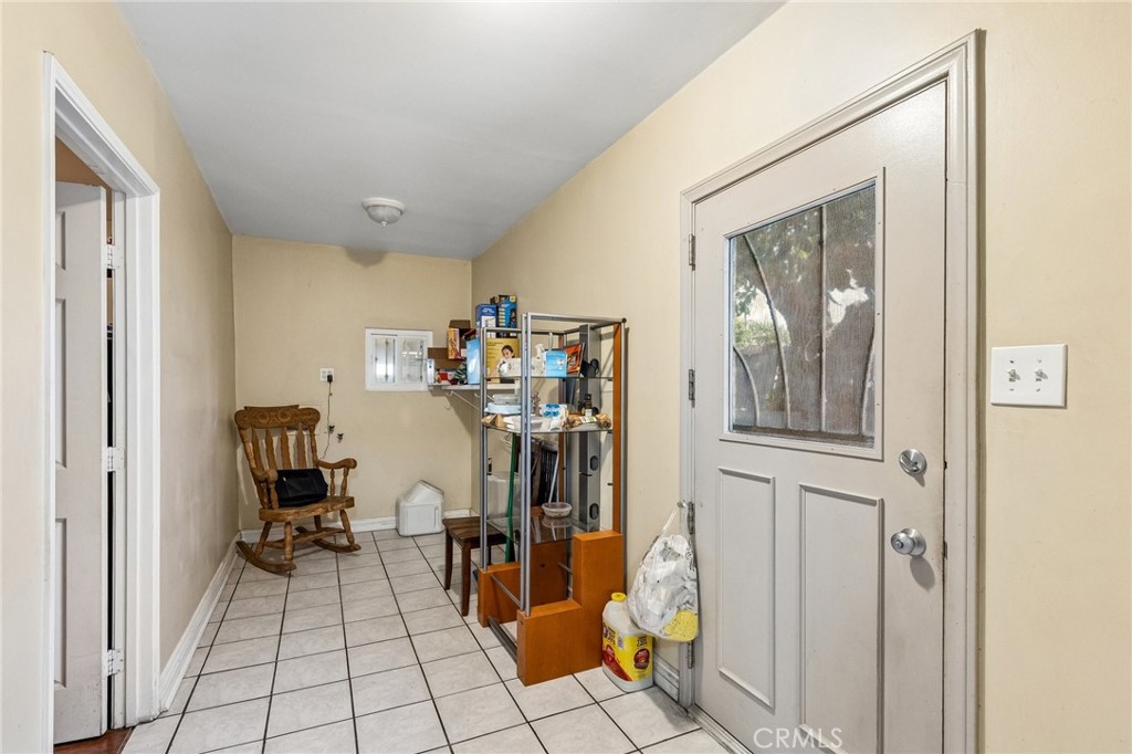 626 S Inglewood Property Photo 18