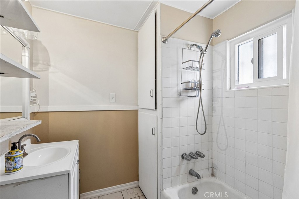 626 S Inglewood Property Photo 20