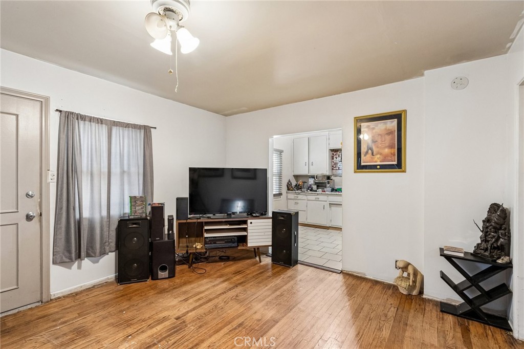 626 S Inglewood Property Photo 27
