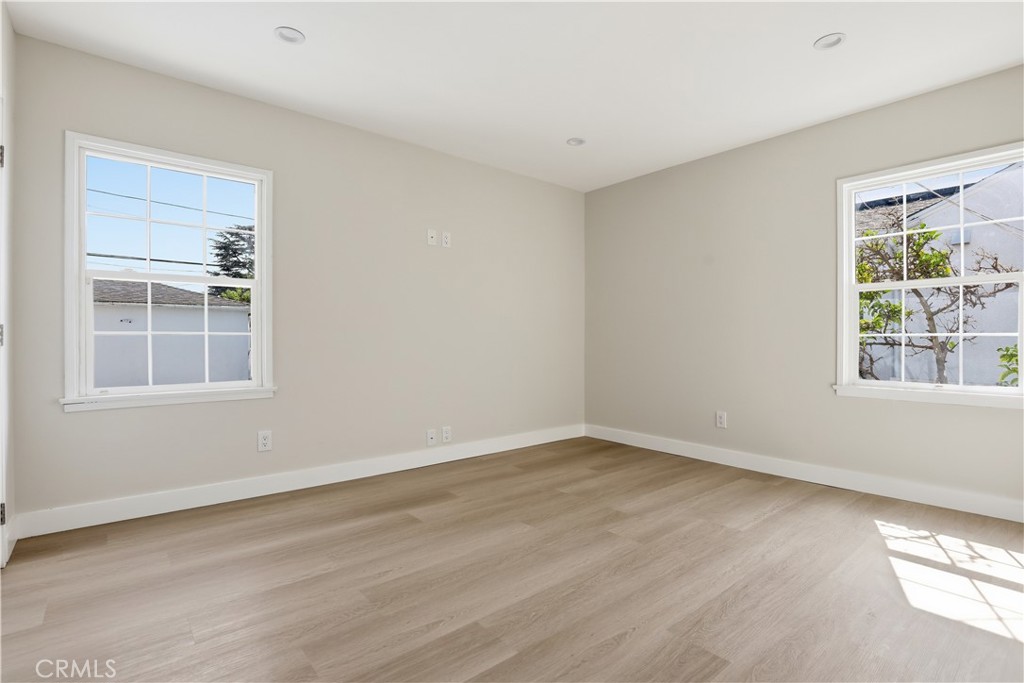 6200 W 77th Street Property Photo 45