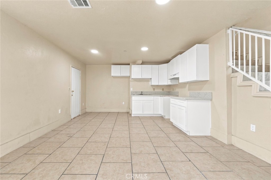 2019 E 105 Street Property Photo 4