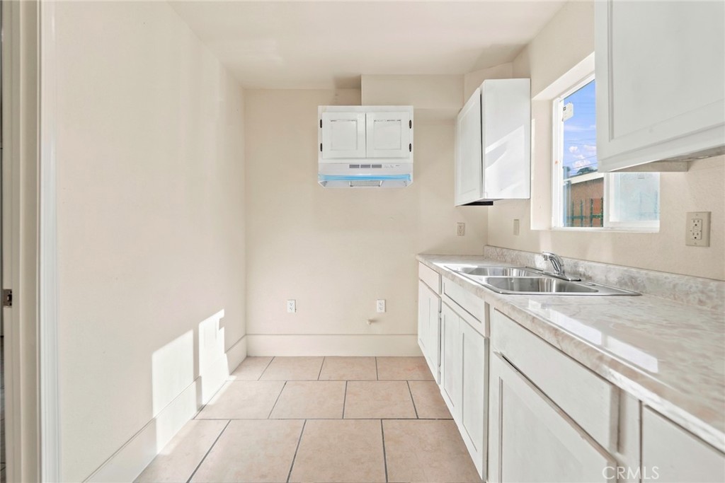 2019 E 105 Street Property Photo 18