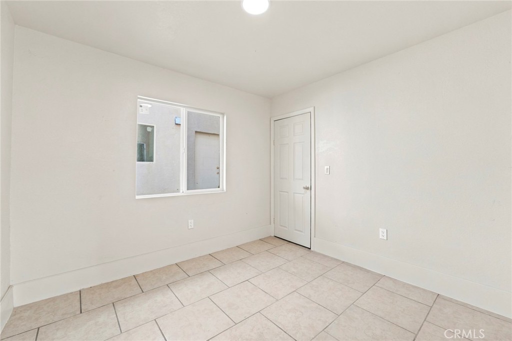 2019 E 105 Street Property Photo 22