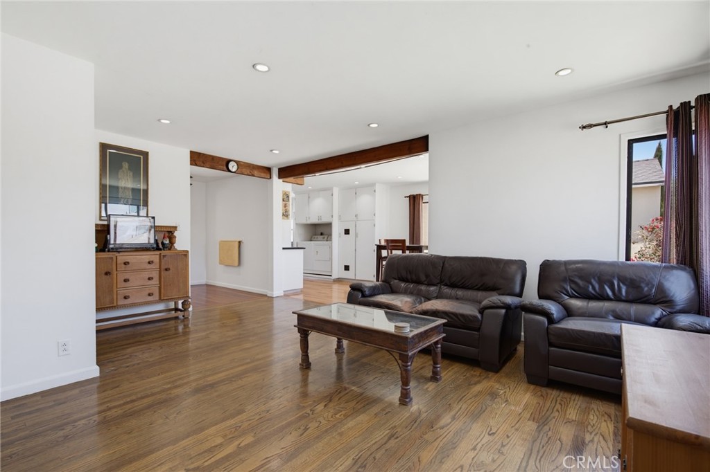 7871 Toland Avenue Property Photo 6