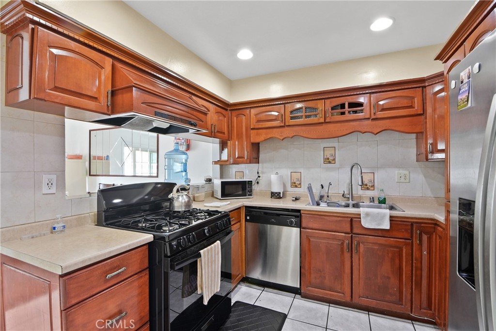 1192 Mitchell 78 Property Photo 3
