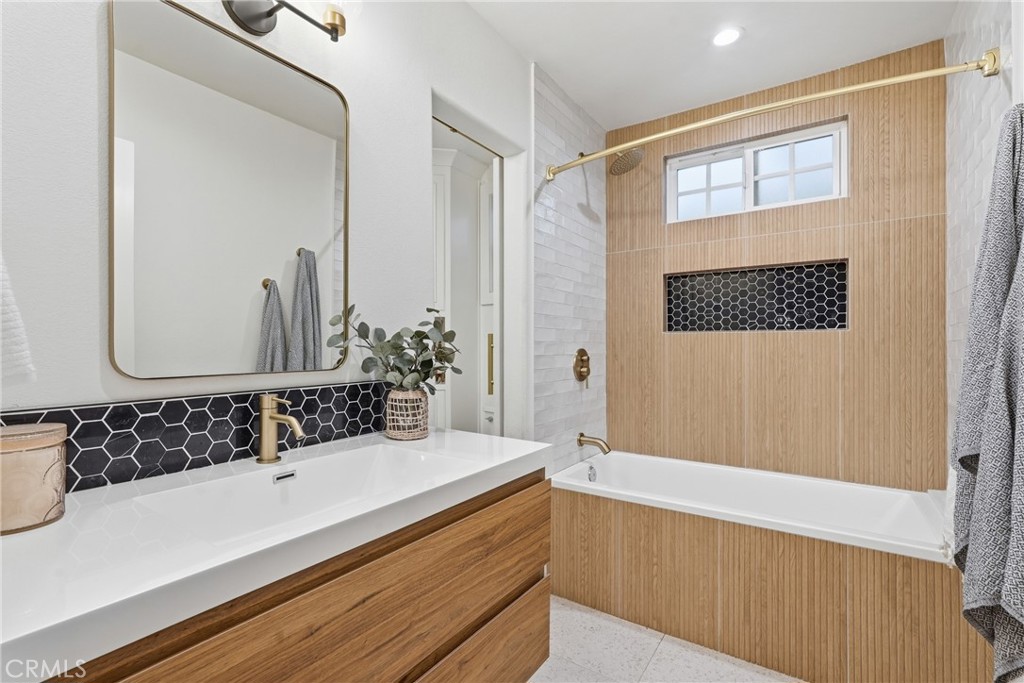 28935 Palos Verdes E Property Photo 21