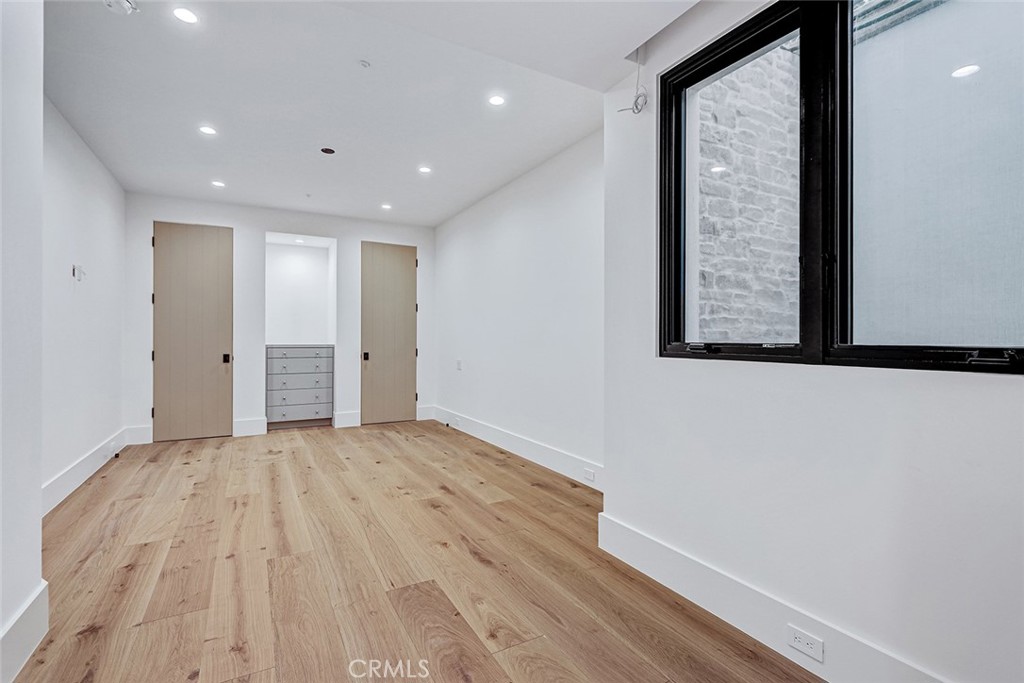 1400 Esplanade 2 Property Photo 24
