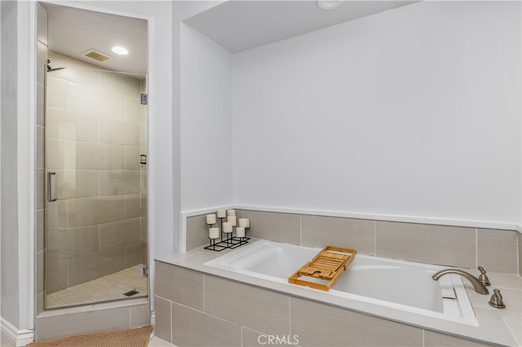 2254 The Terrace Property Photo 16