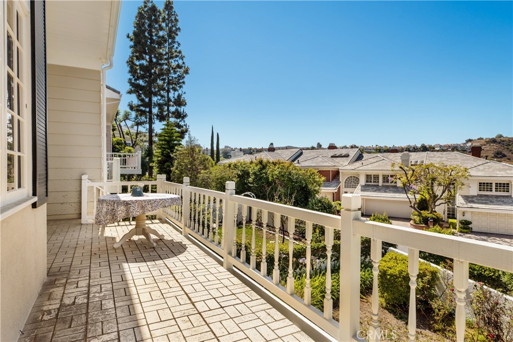2254 The Terrace Property Photo 31