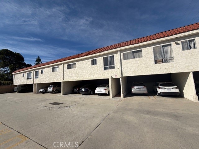 25711 Frampton Property Photo 9