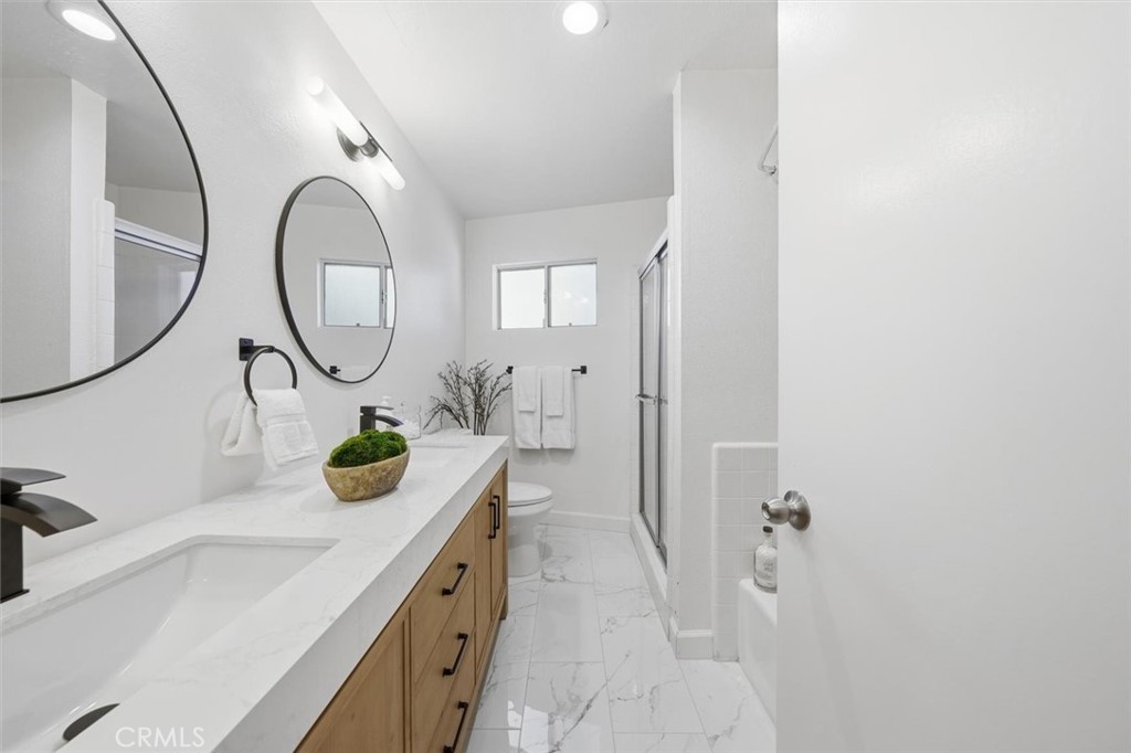 222 7th Street 202 Property Photo 14