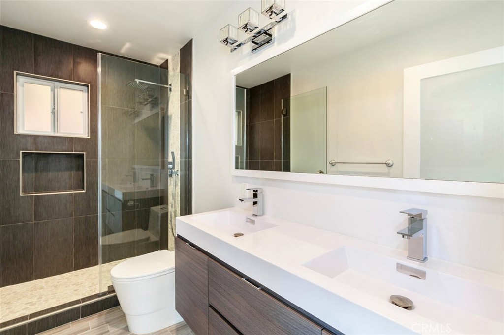 126 Neptune Avenue Property Photo 10