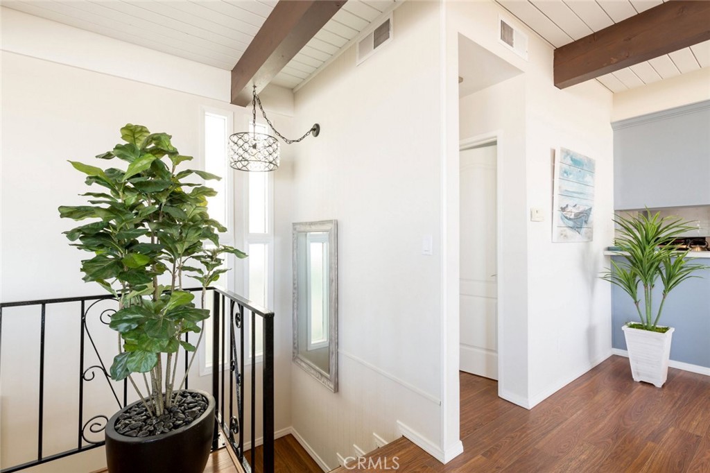 126 Neptune Avenue Property Photo 28