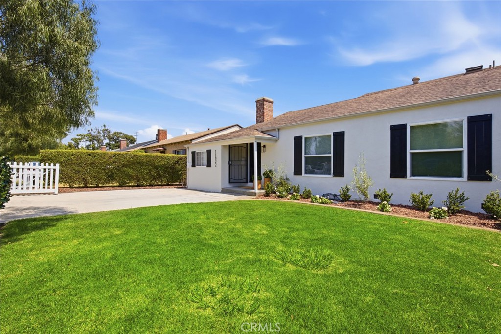 11822 Exposition Boulevard Property Photo 1