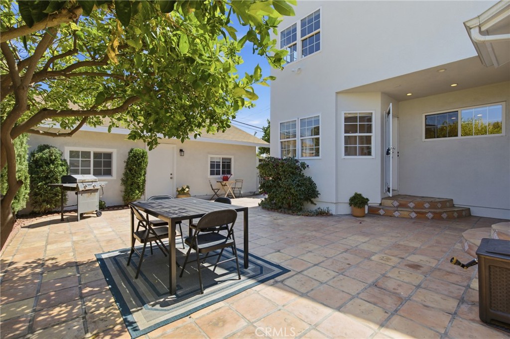 11822 Exposition Boulevard Property Photo 6