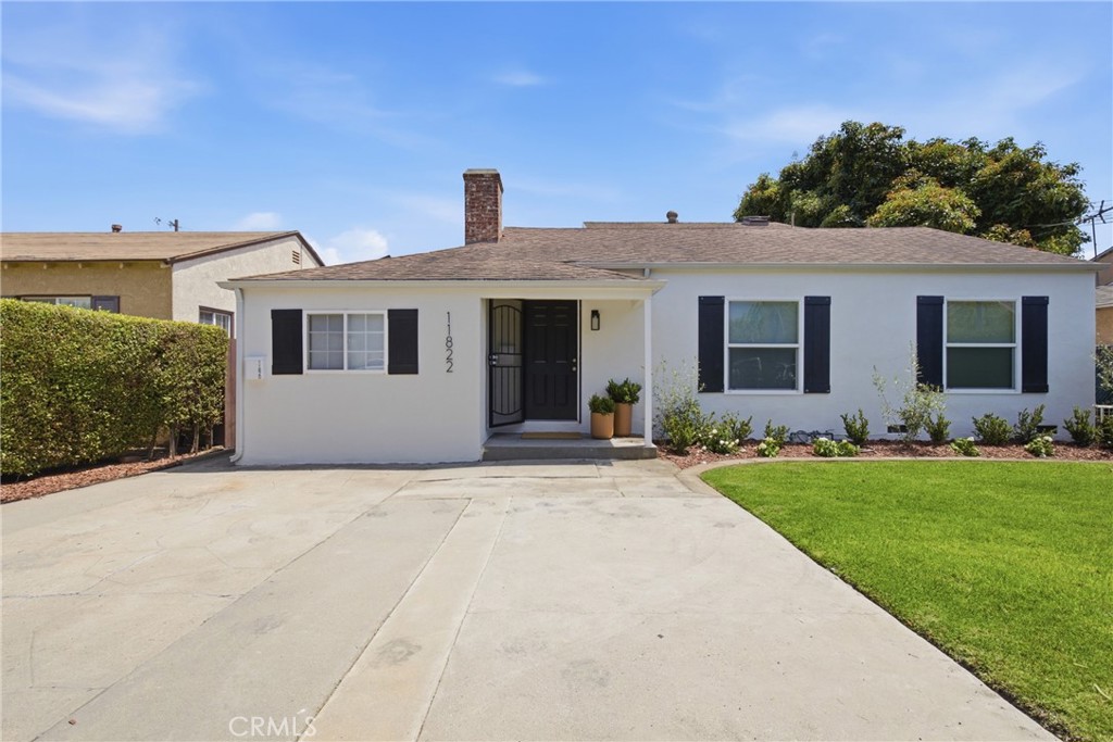11822 Exposition Boulevard Property Photo 14