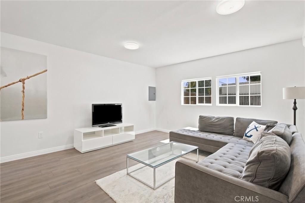 11822 Exposition Boulevard Property Photo 28