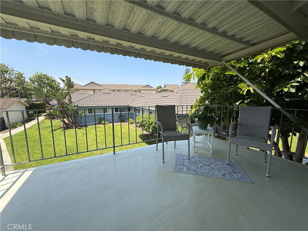 22853 Nadine B Property Photo 6