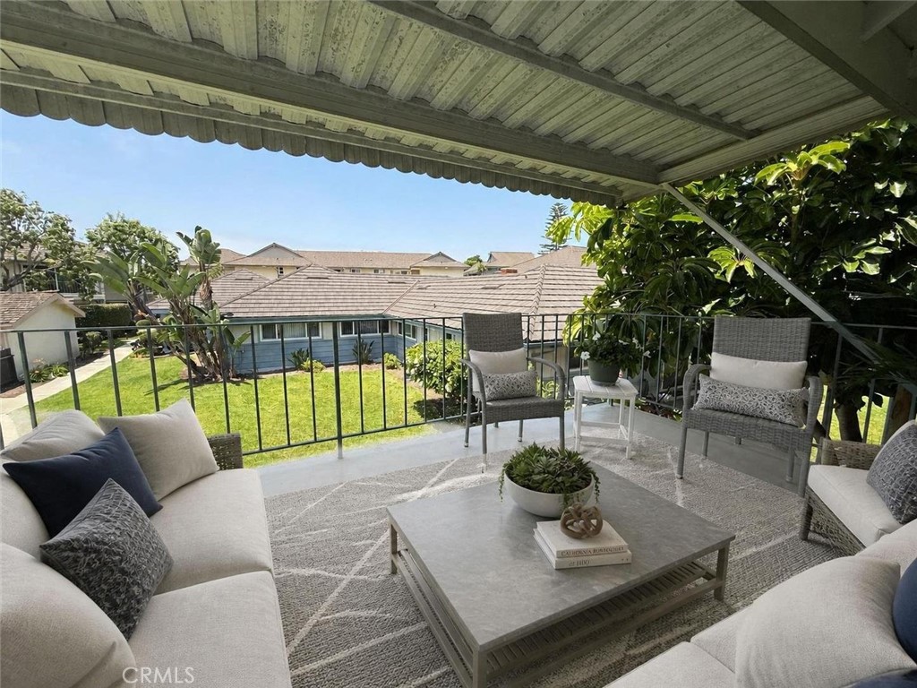 22853 Nadine B Property Photo 7