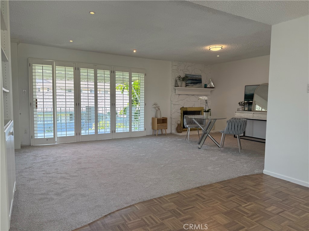 22853 Nadine B Property Photo 9