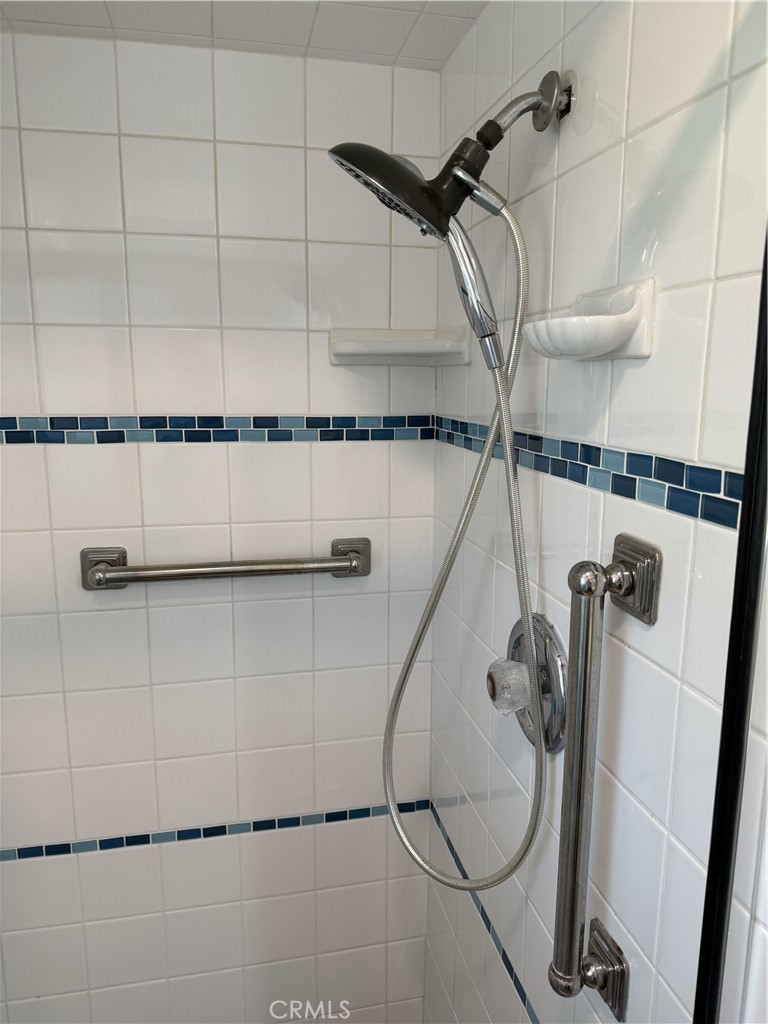 22853 Nadine B Property Photo 20