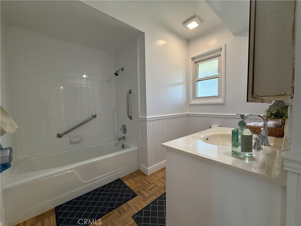 22853 Nadine B Property Photo 35