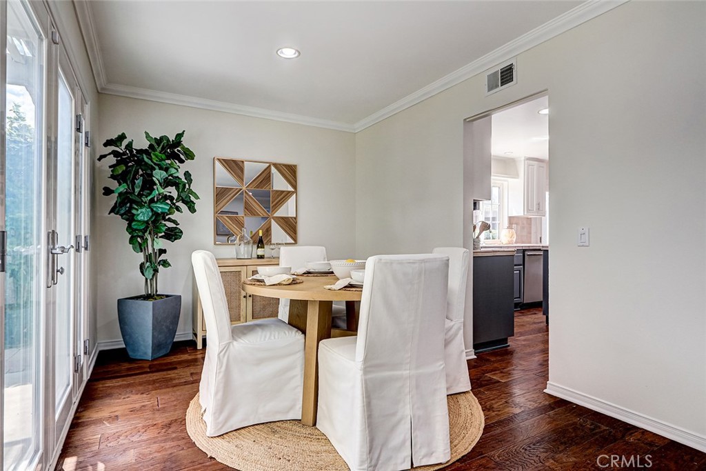 5872 Karen Property Photo 11