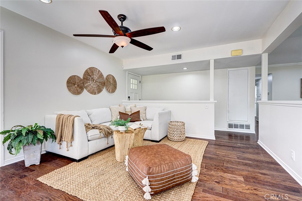 5872 Karen Property Photo 15