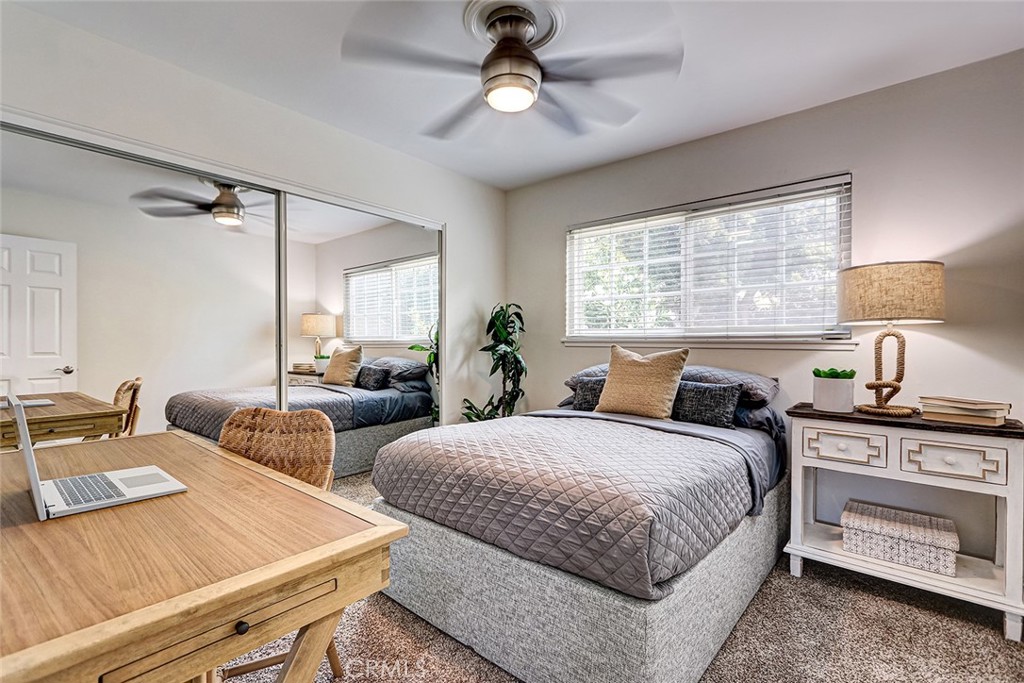 5872 Karen Property Photo 28