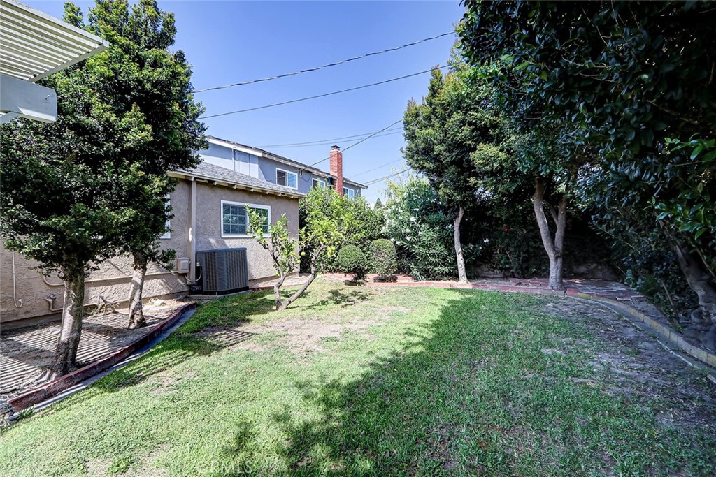 5872 Karen Property Photo 37