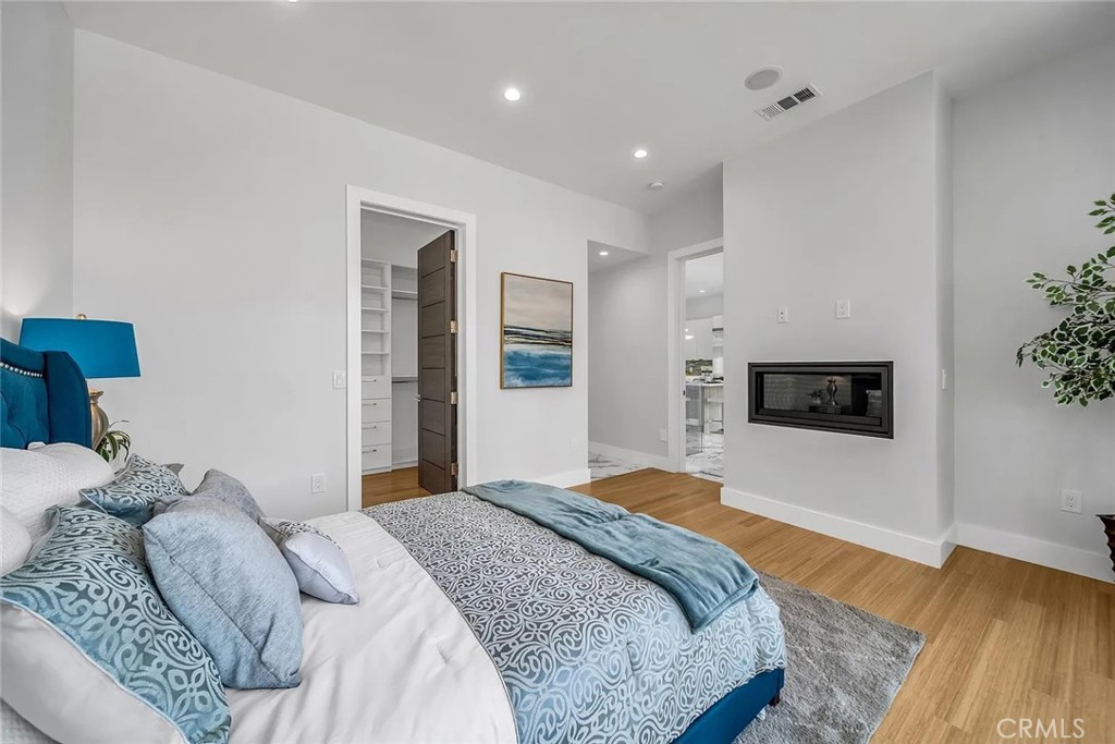 242 S Broadway Property Photo 30