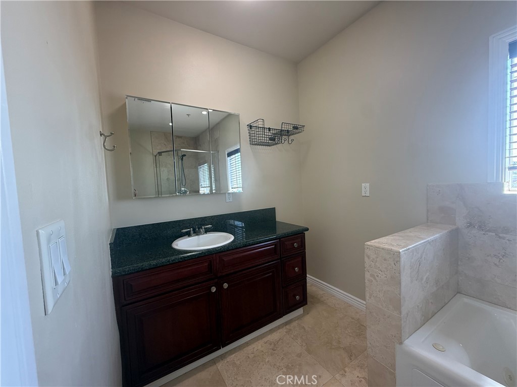 4015 W 133rd Property Photo 22