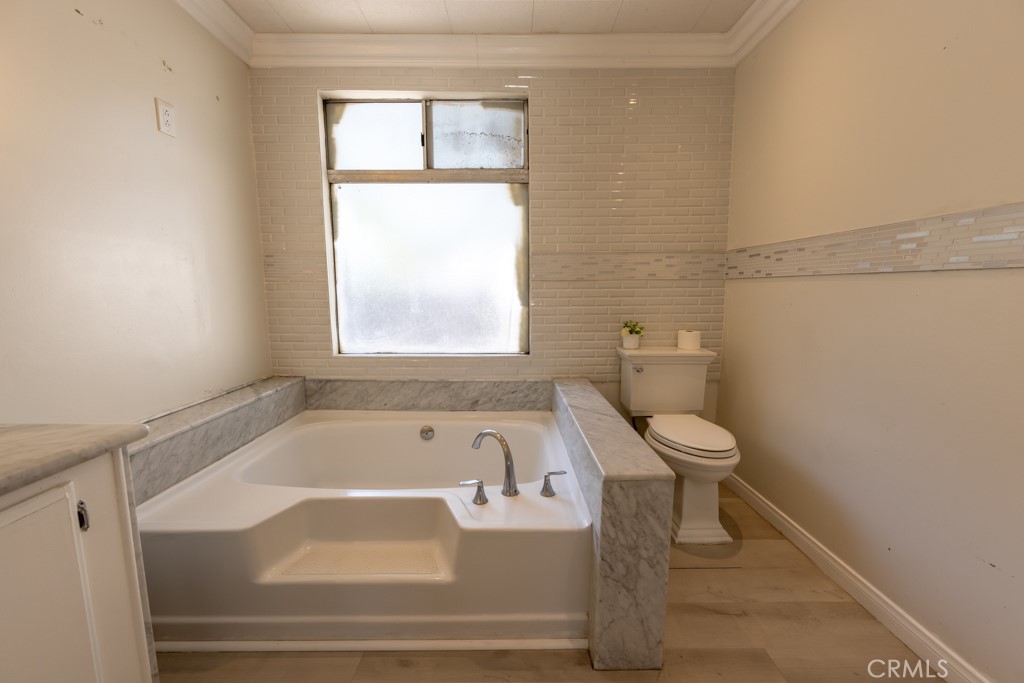 2601 E Victoria 501 Property Photo 21