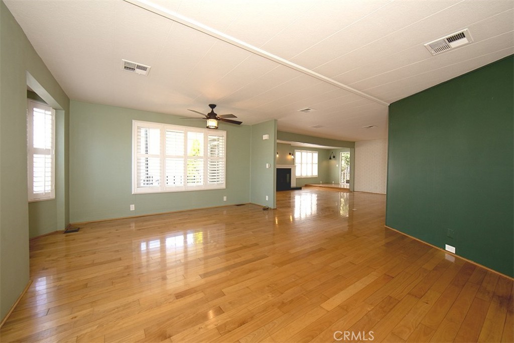 2550 Pacific Coast Hwy #201 Property Photo 7