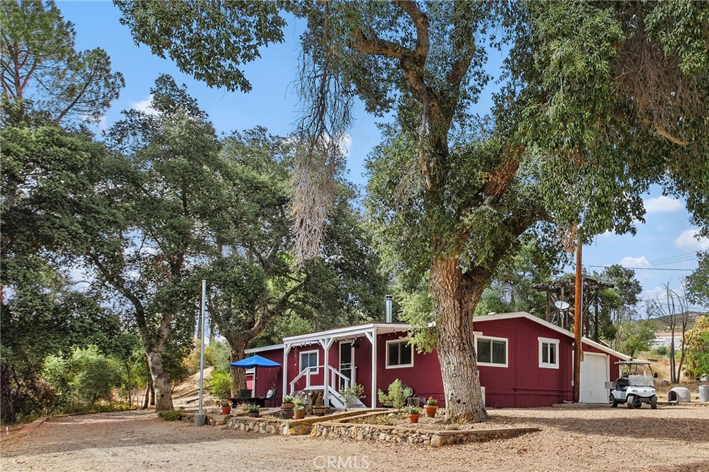 34825 Highway 79 Property Photo 2