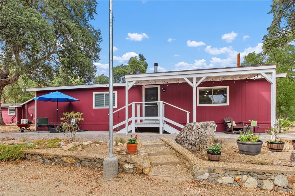 34825 Highway 79 Property Photo 3