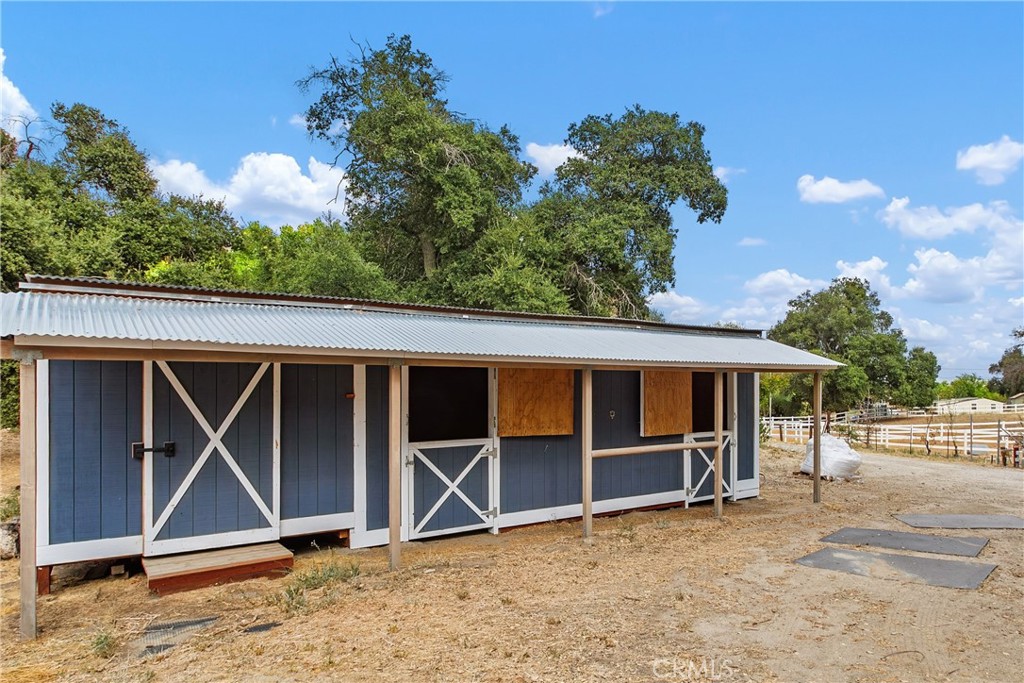 34825 Highway 79 Property Photo 9