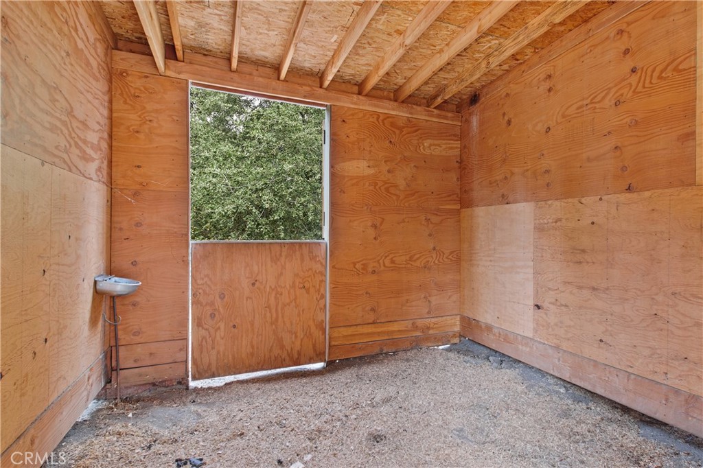 34825 Highway 79 Property Photo 10