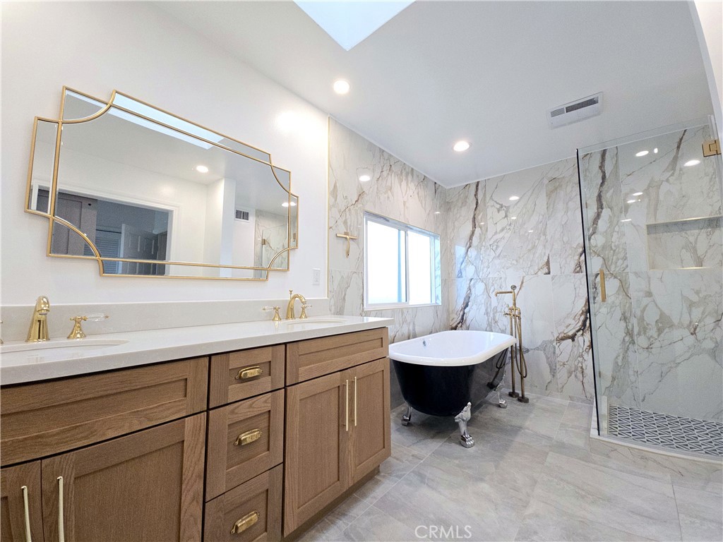341 Avenida Atezada Property Photo 8