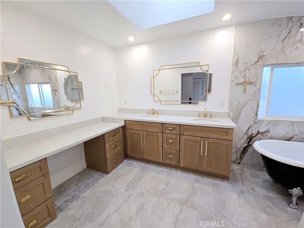 341 Avenida Atezada Property Photo 12