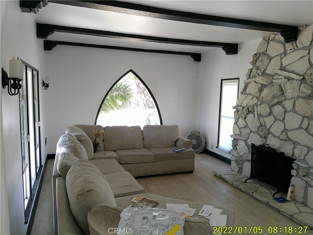 1456 W 89th Property Photo 3